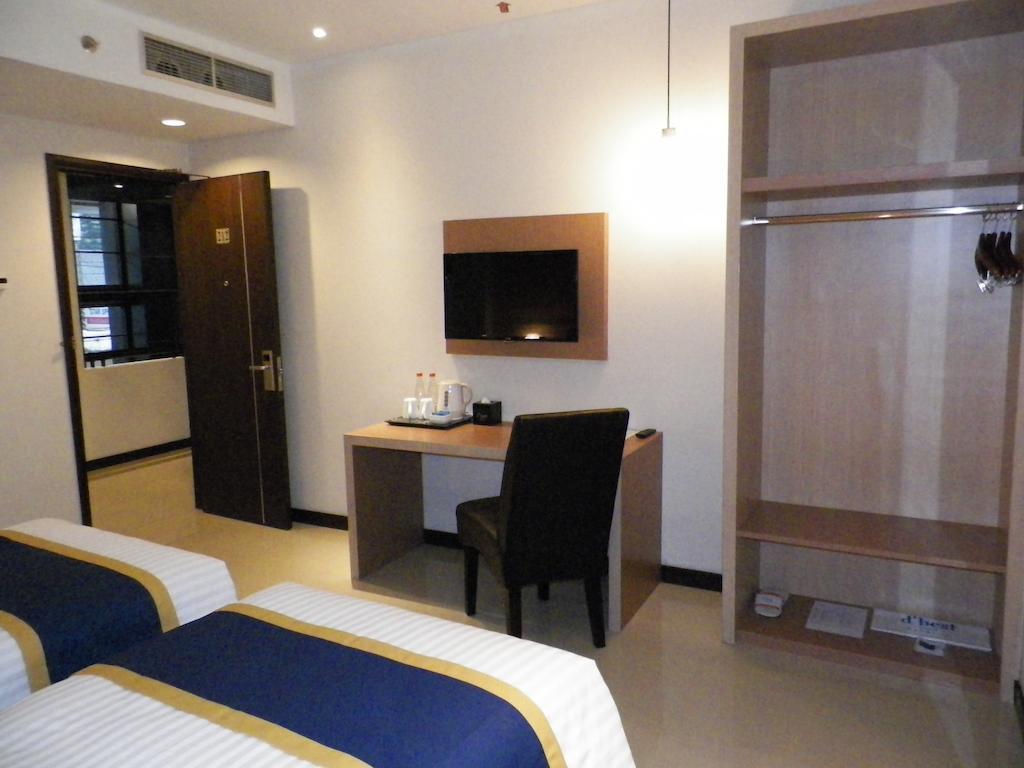 D'Best Hotel Pasar Baru בנדונג חדר תמונה