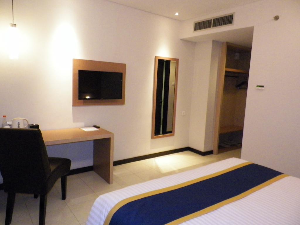 D'Best Hotel Pasar Baru בנדונג חדר תמונה