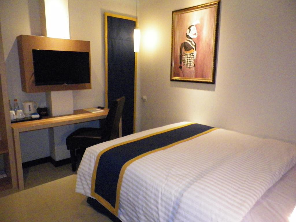 D'Best Hotel Pasar Baru בנדונג חדר תמונה