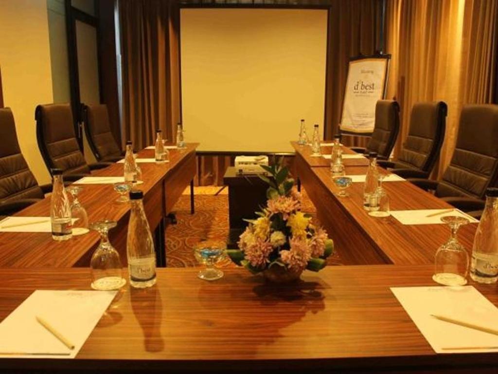 D'Best Hotel Pasar Baru בנדונג מראה חיצוני תמונה