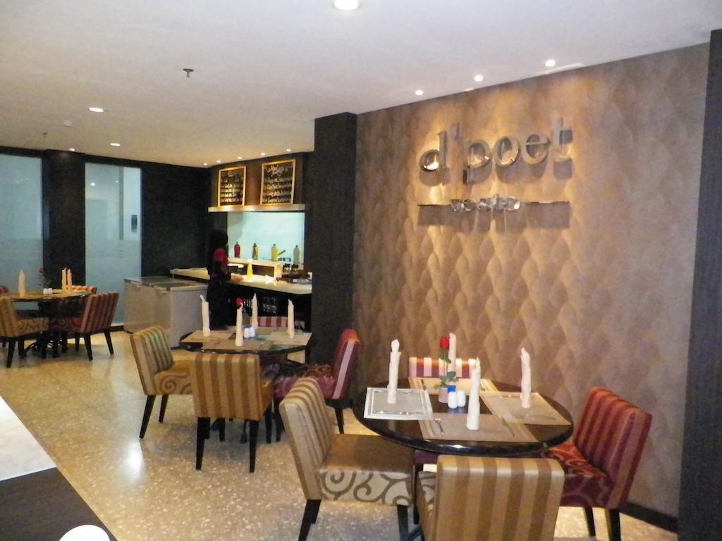 D'Best Hotel Pasar Baru בנדונג מראה חיצוני תמונה