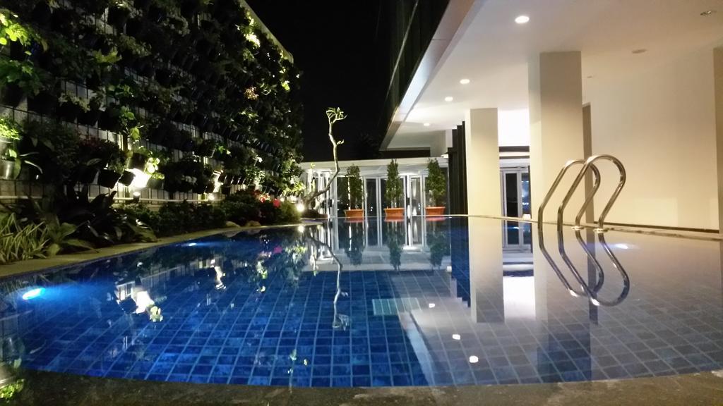 D'Best Hotel Pasar Baru בנדונג מראה חיצוני תמונה